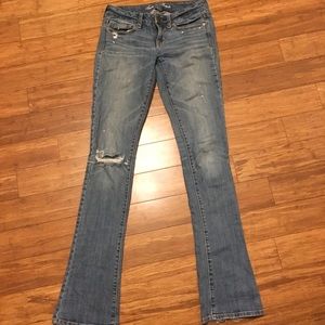 Women’s American Eagle jeans